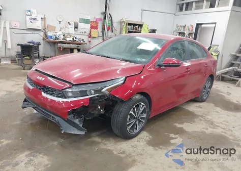 2024 Kia Forte Lxs из США, поврежденный, VIN 3KPF24AD3RE830294